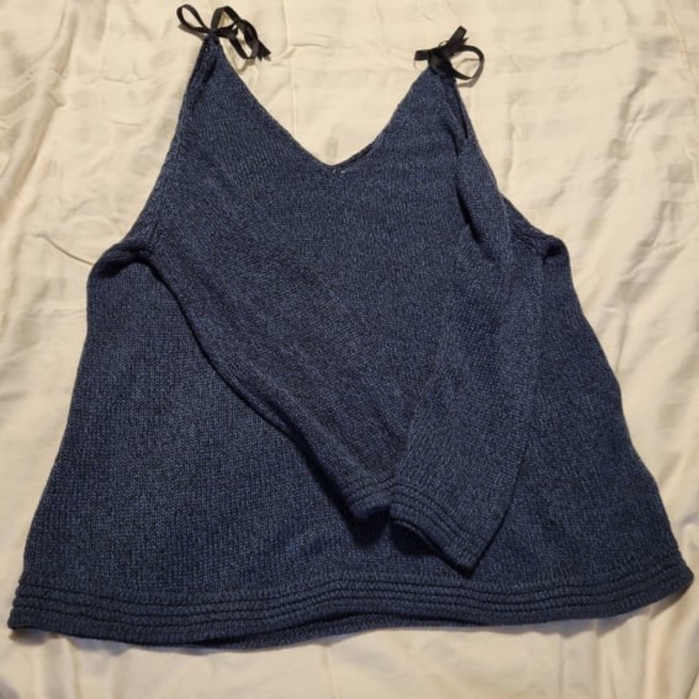LC Lauren Conrad cold shoulder sweater-never worn!